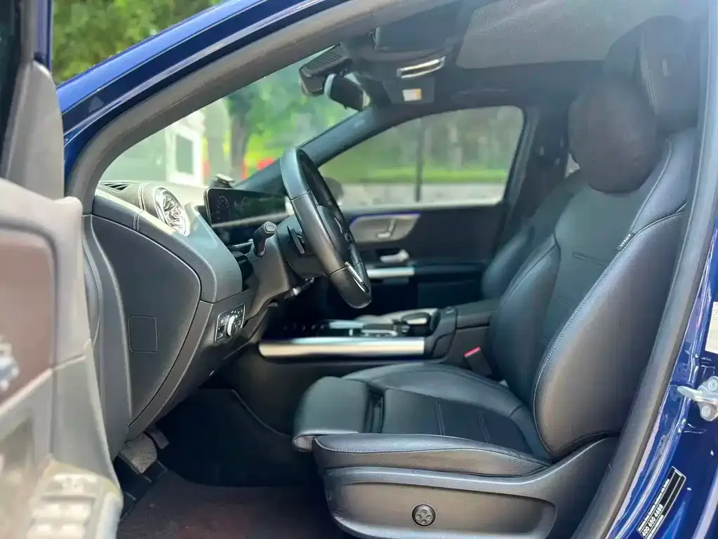 Mercedes-Benz GLA — фото 6