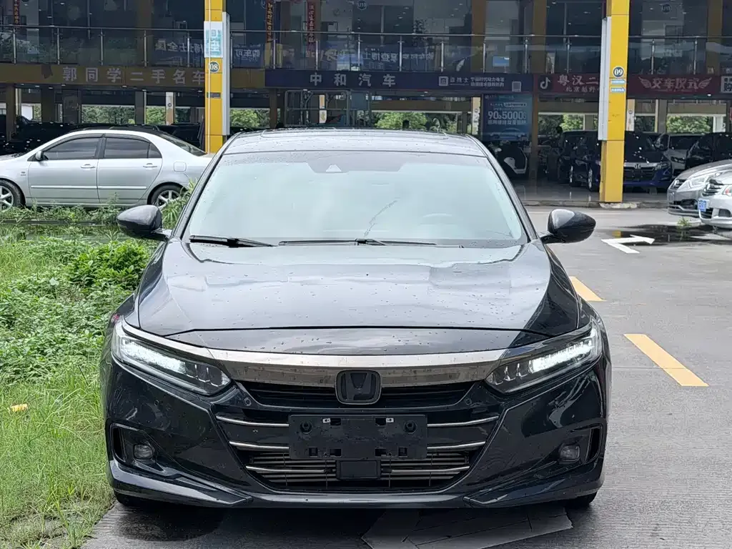 Honda Accord — фото 3