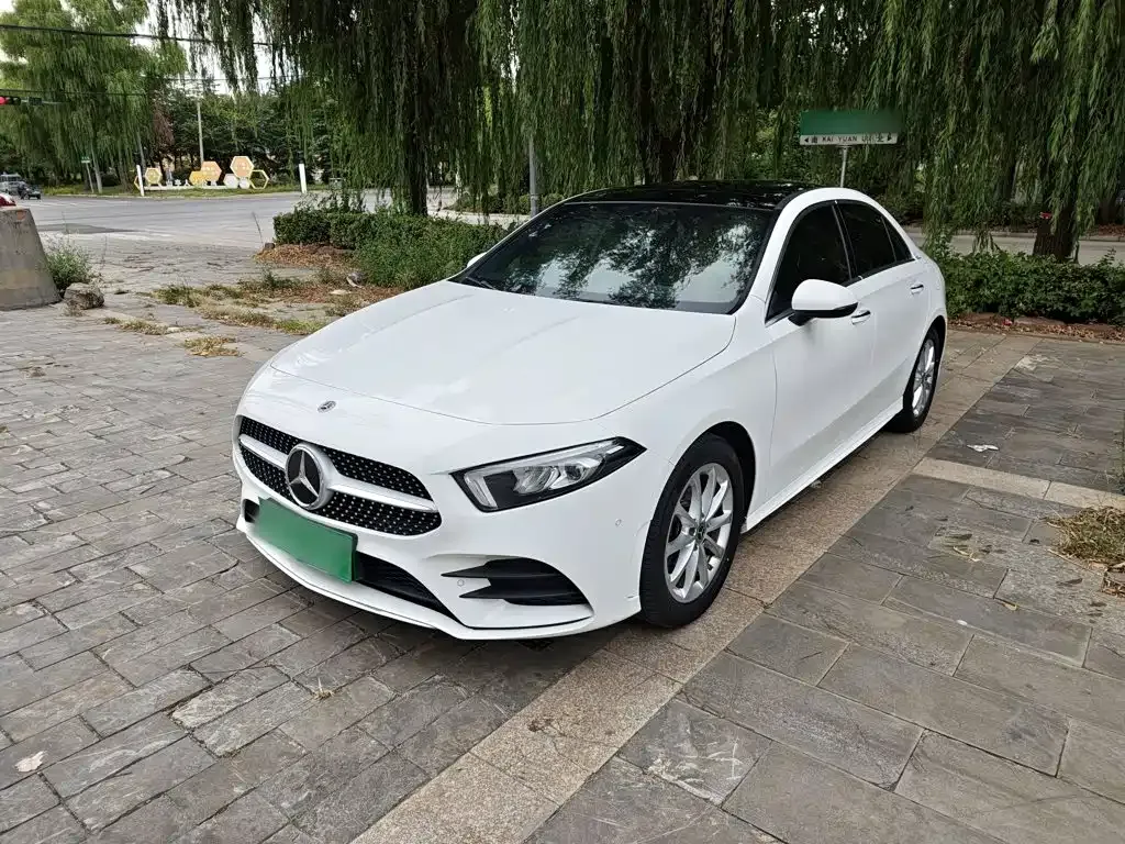 Mercedes-Benz A-Class — фото 1