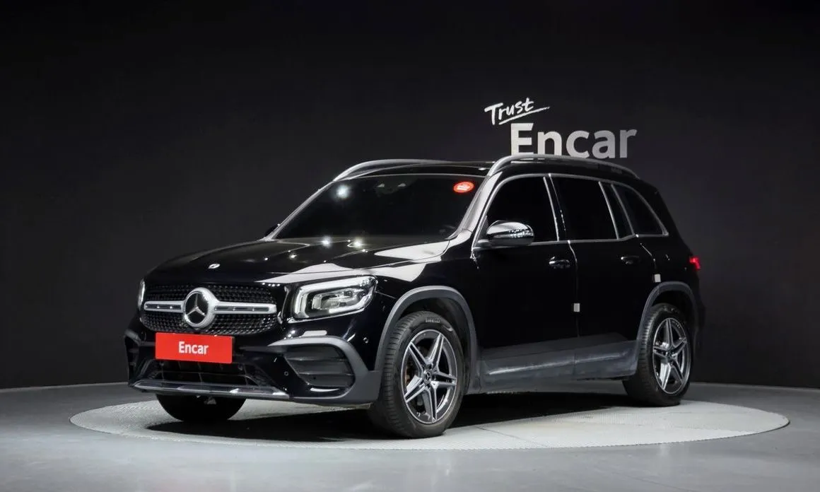 Mercedes-Benz GLB-Class — фото 1