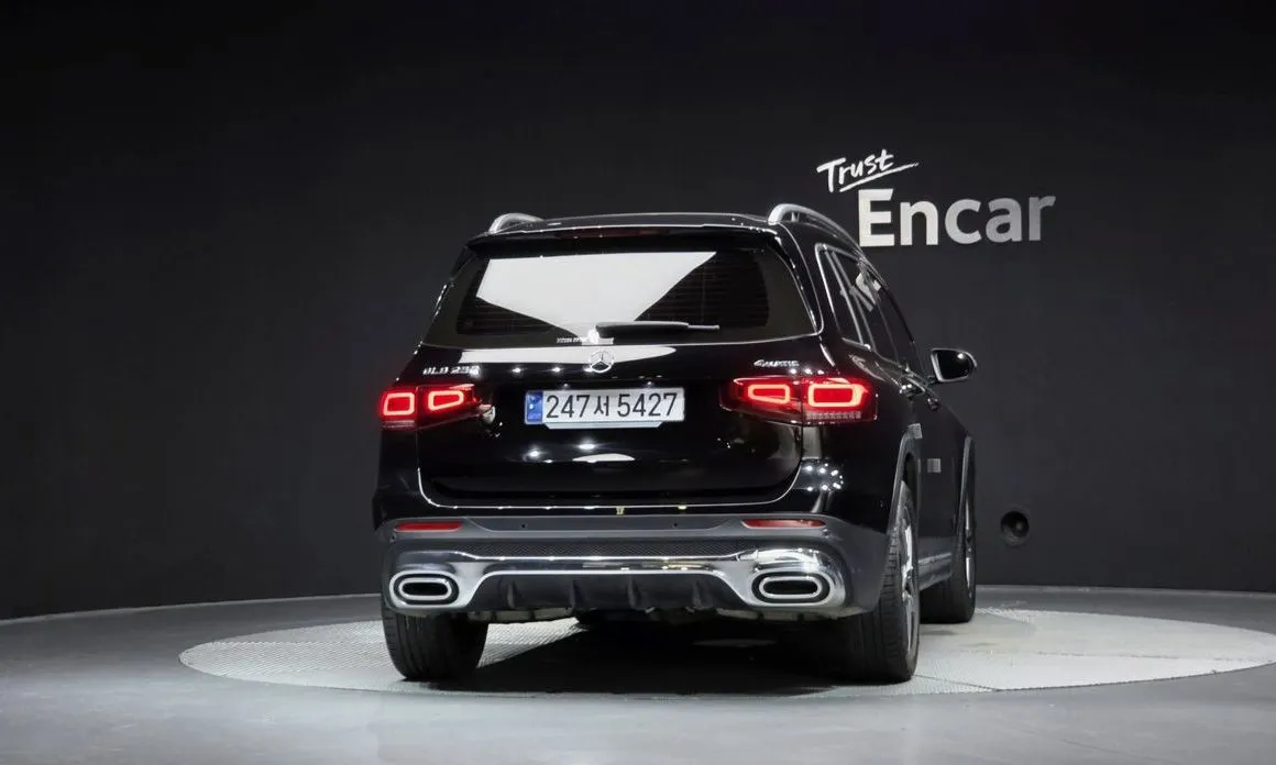 Mercedes-Benz GLB-Class — фото 4