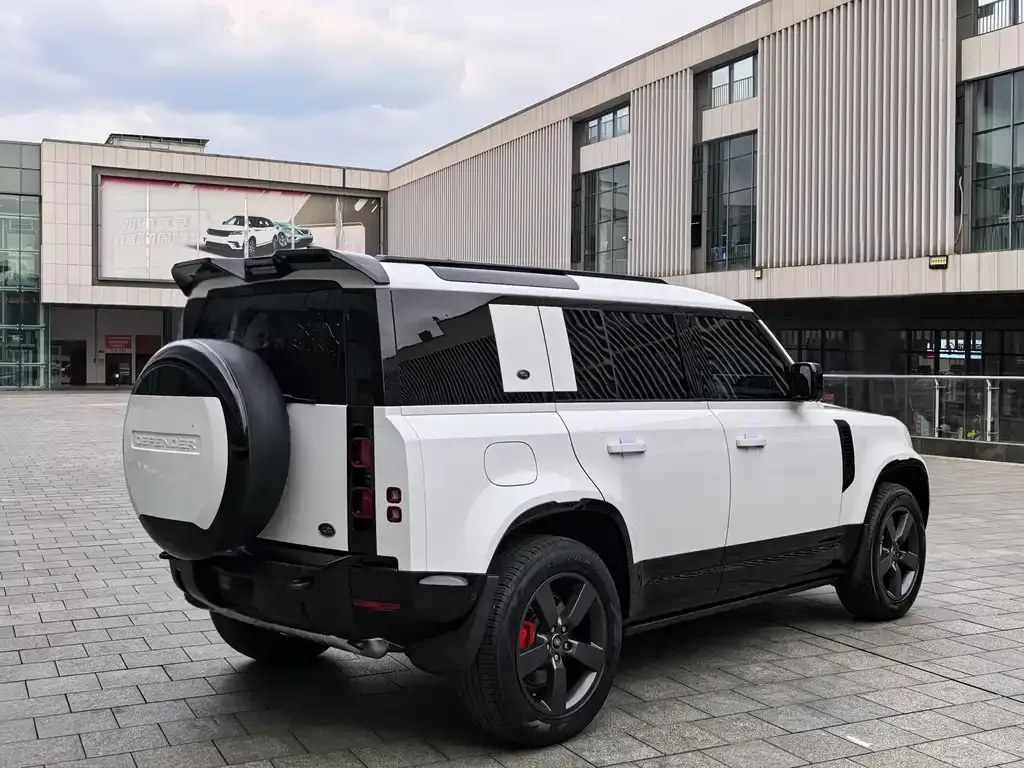 Land Rover Defender — фото 3