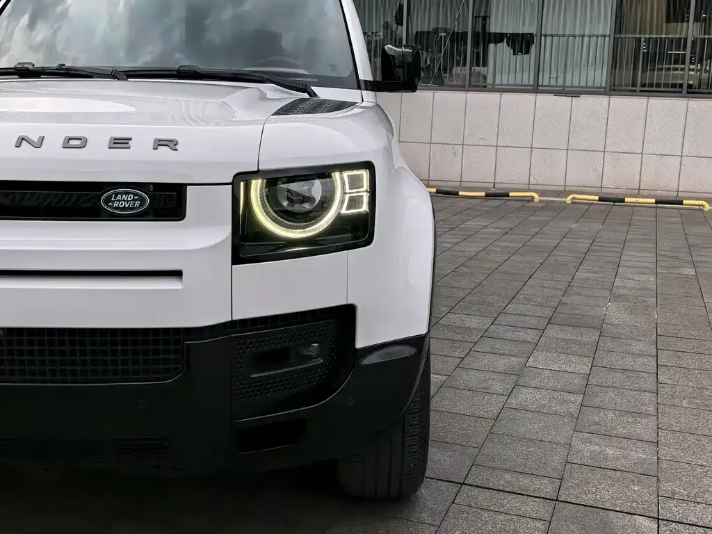 Land Rover Defender — фото 5
