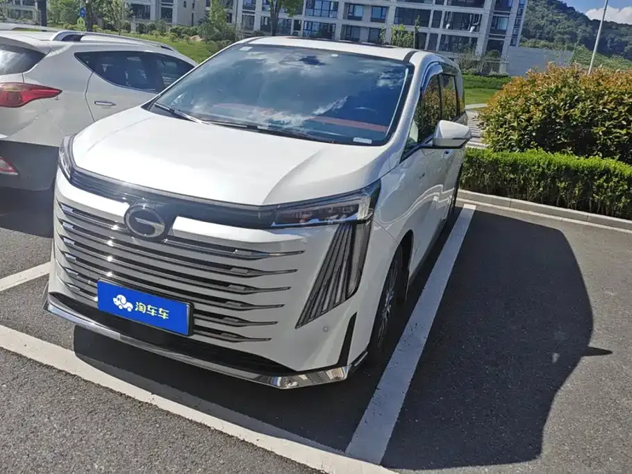 GAC Motor Trumpchi E9 — фото 1