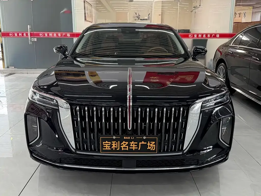 Hongqi H9 — фото 1