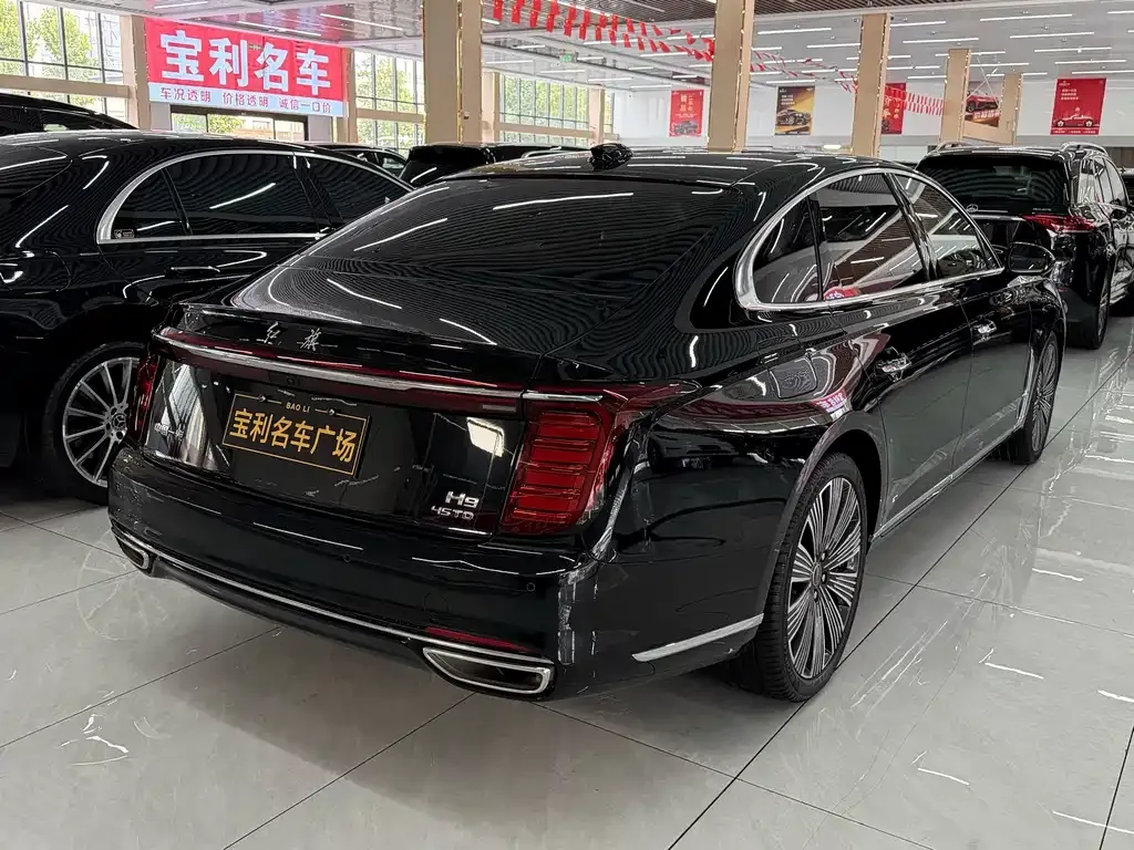 Hongqi H9 — фото 10