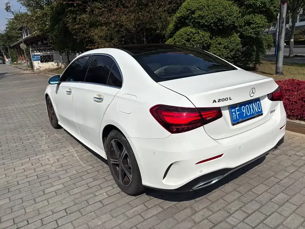 Mercedes-Benz A-Class — фото 9