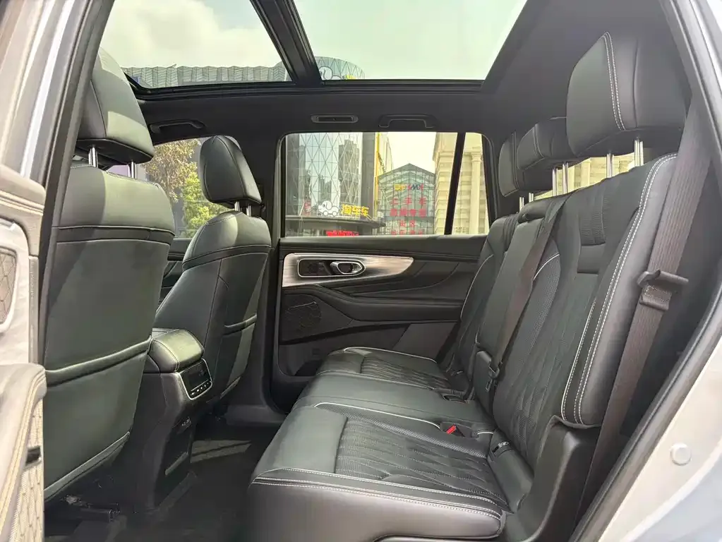 GAC Motor Trumpchi GS8 — фото 9