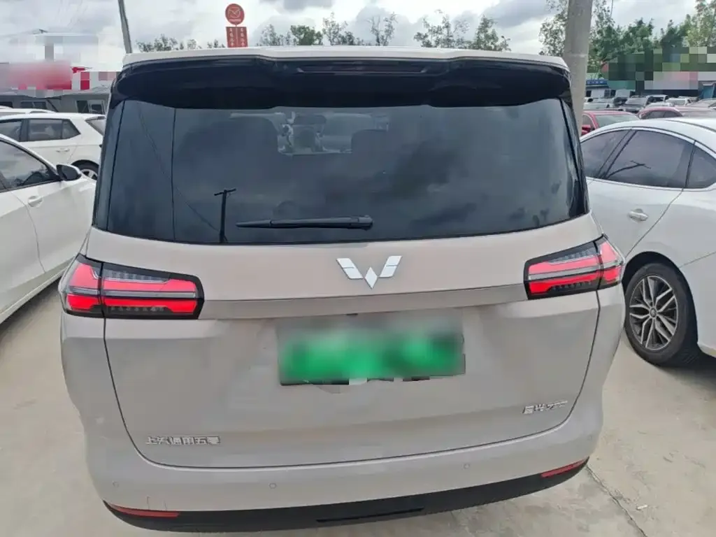 Wuling Xingguang 730 New Energy — фото 2