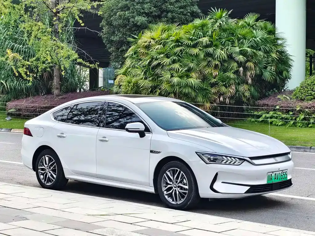 BYD Qin PLUS — фото 8