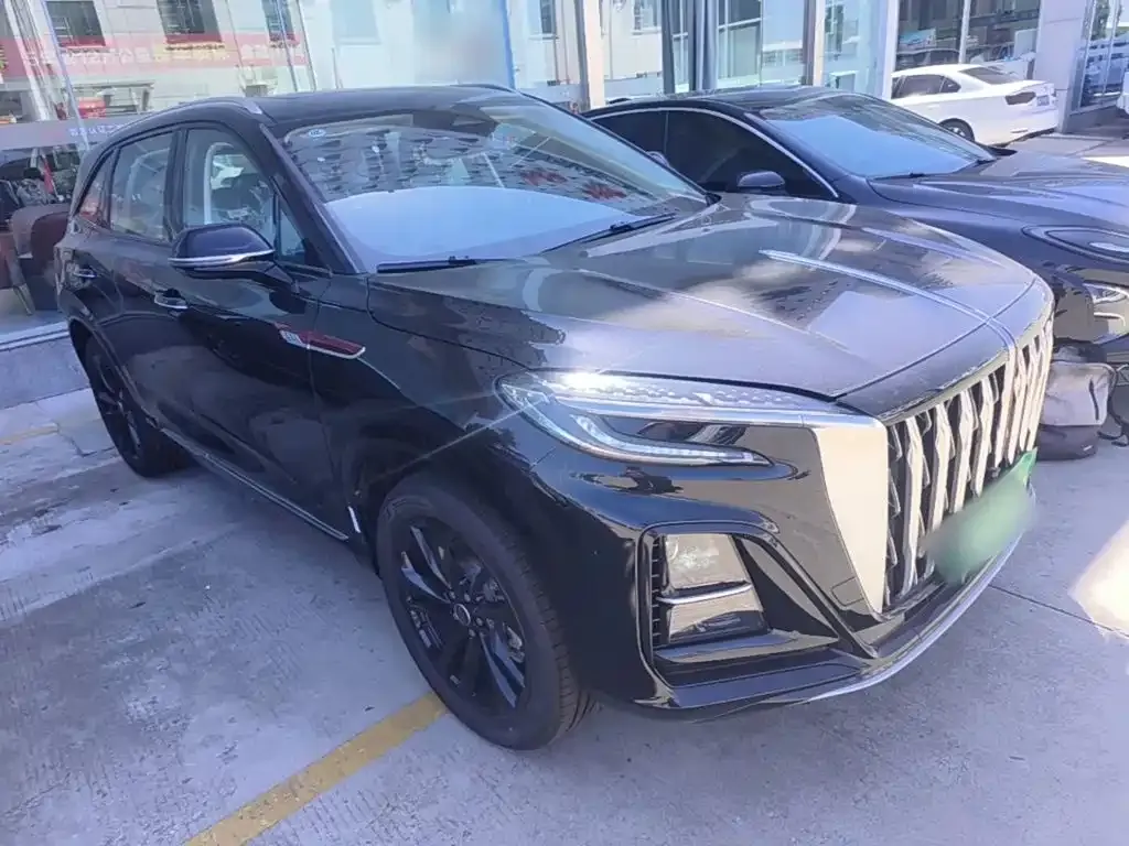 Hongqi HS3 PHEV — фото 2