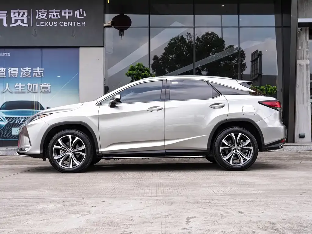 Lexus RX — фото 6