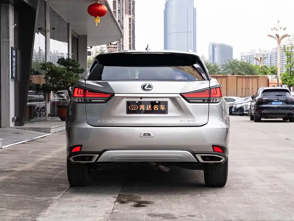 Lexus RX — фото 2