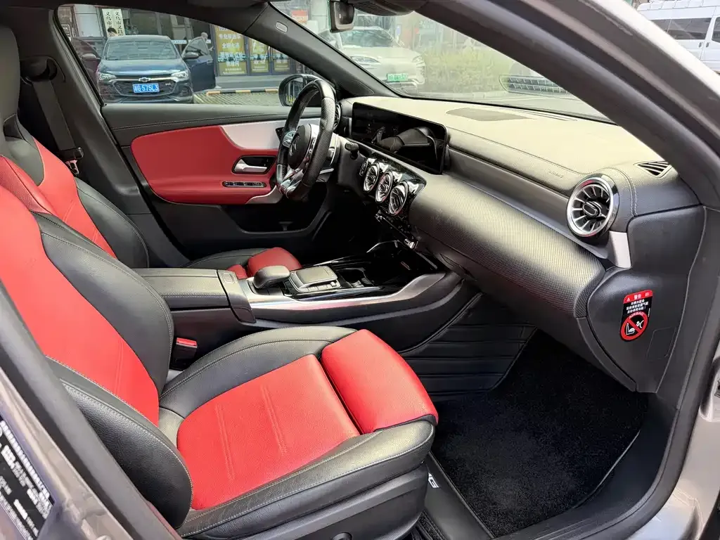 Mercedes-Benz A-Class AMG — фото 7