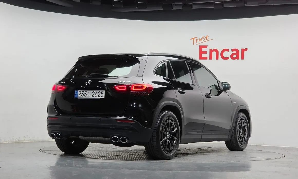 Mercedes-Benz GLA-Class — фото 5