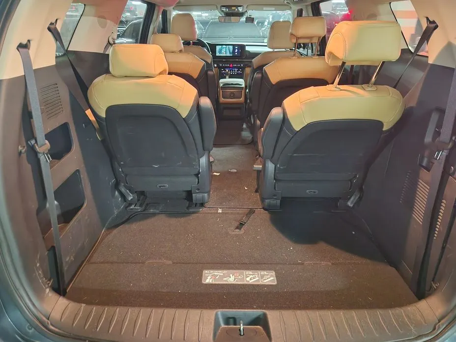 Kia Carnival — фото 2