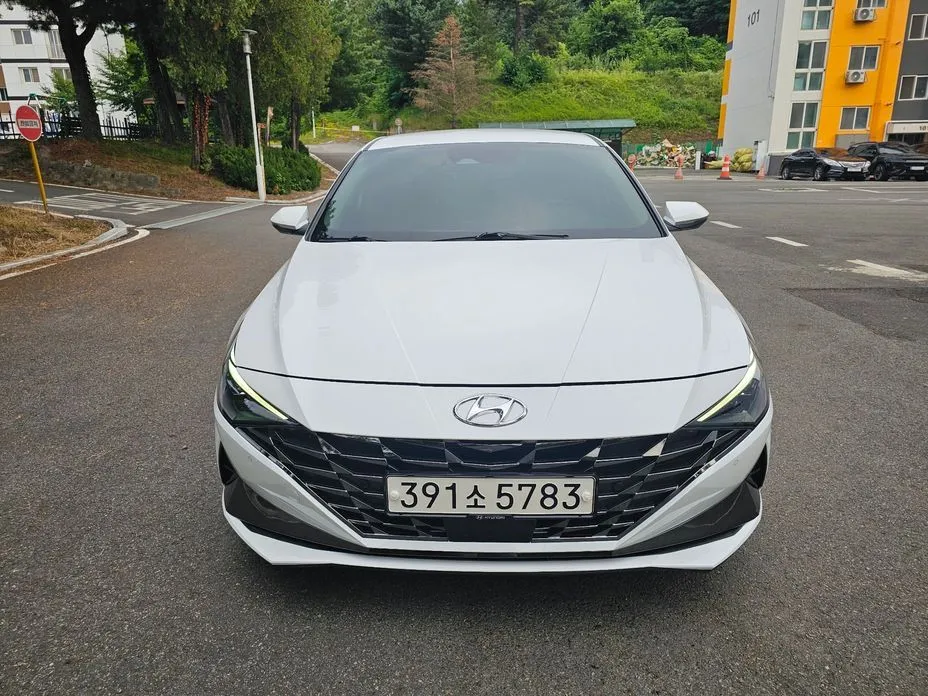 Hyundai AVANTE — фото 8
