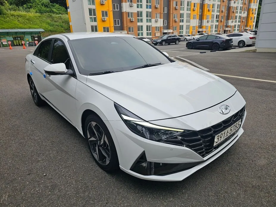 Hyundai AVANTE — фото 2