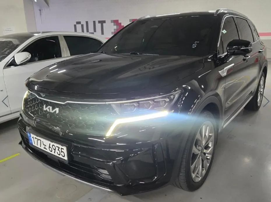 Kia Sorento — фото 1