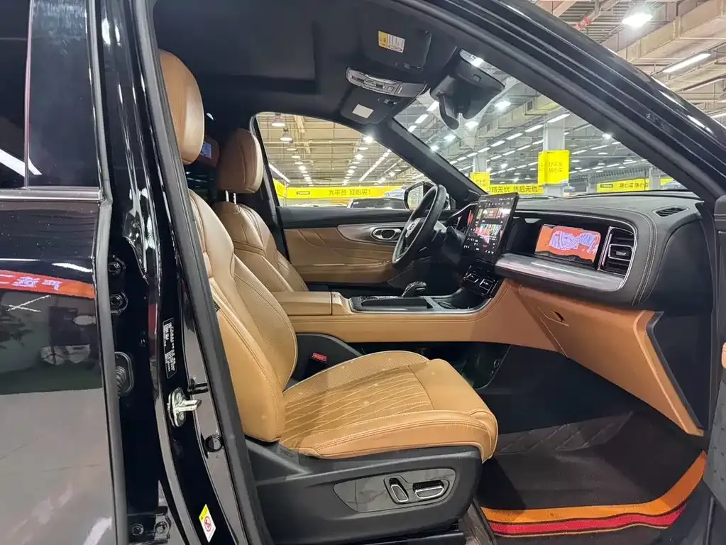 GAC Motor Trumpchi GS8 — фото 7