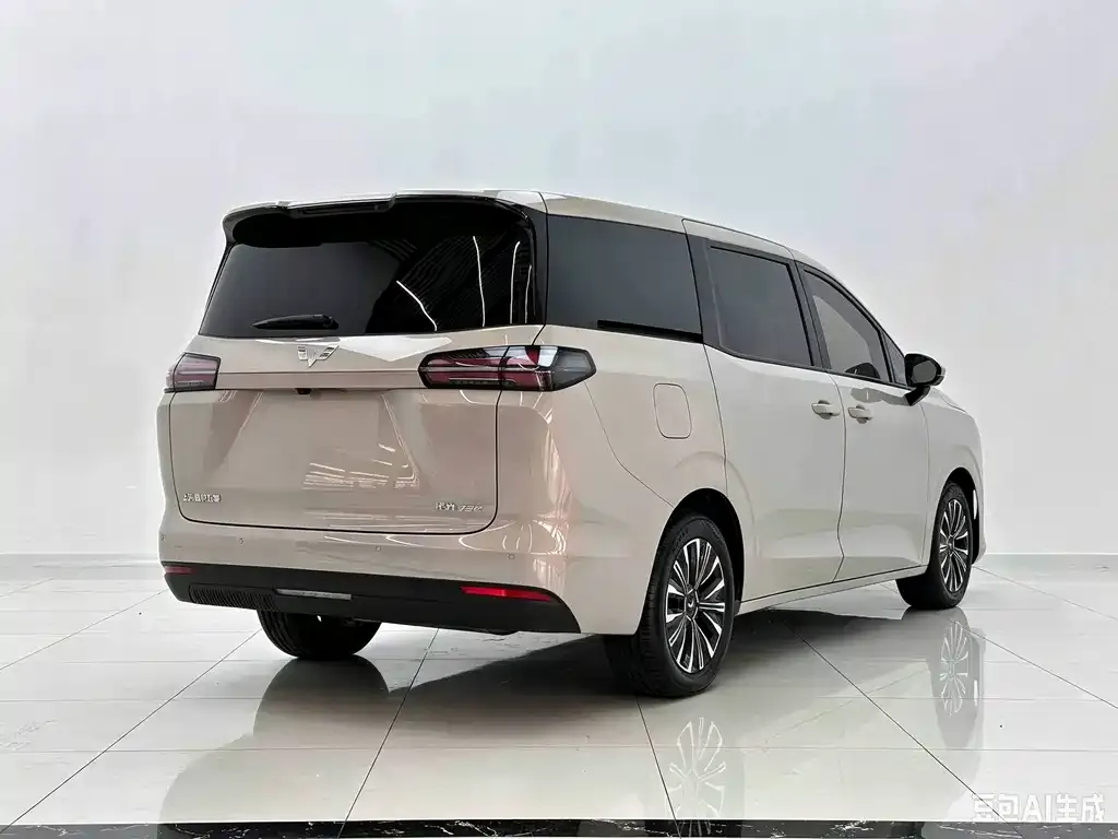 Wuling Xingguang 730 — фото 7