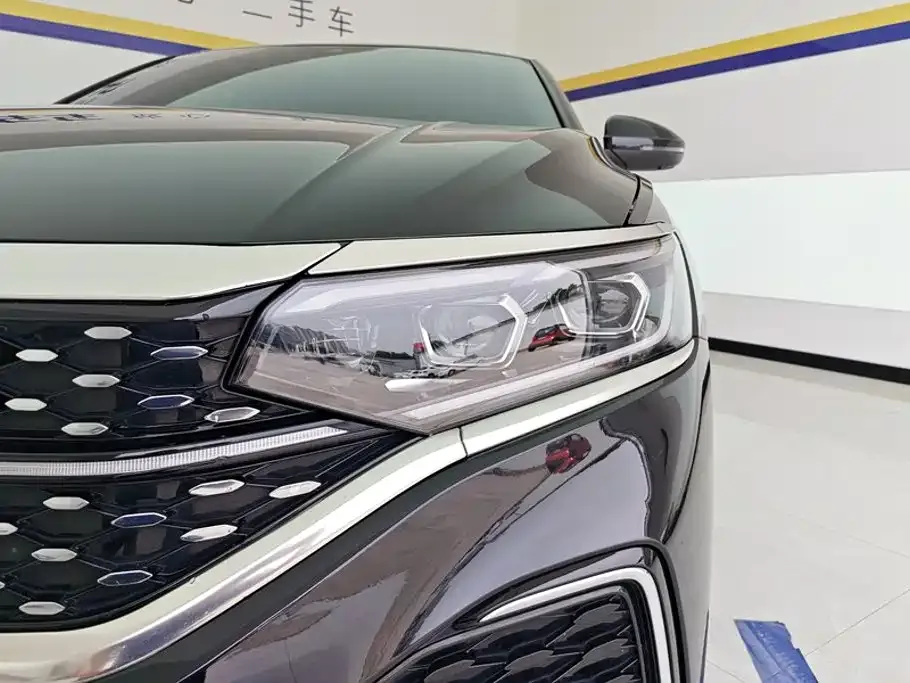 Volkswagen Passat — фото 7
