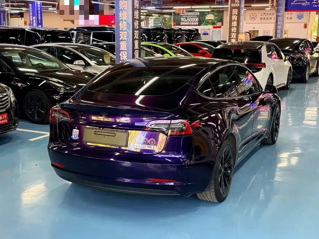 Tesla Model 3 — фото 10