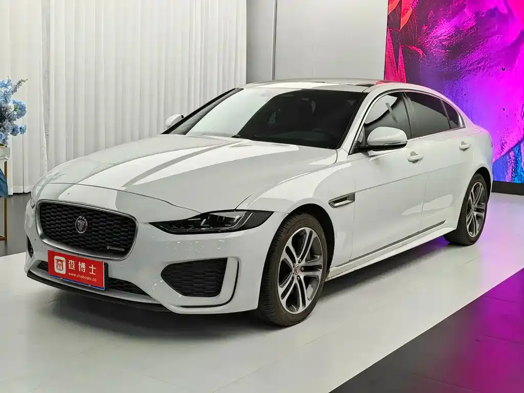 Jaguar XEL — фото 1