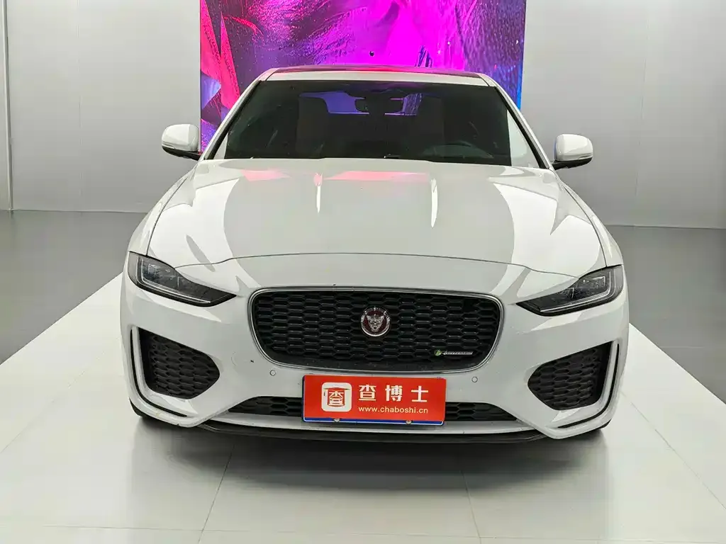 Jaguar XEL — фото 4