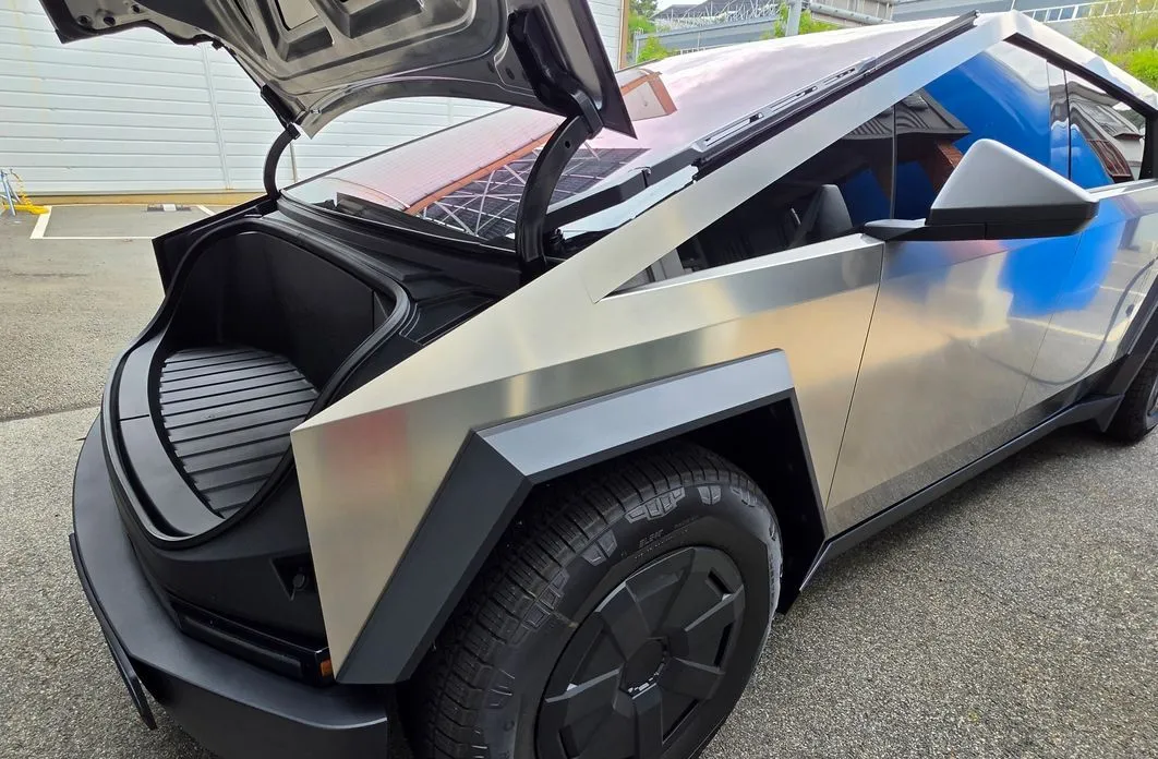 Tesla Cybertruck — фото 6