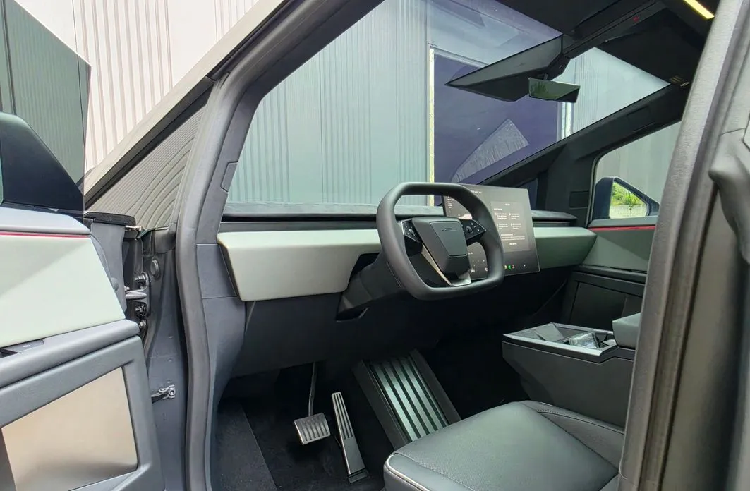 Tesla Cybertruck — фото 3
