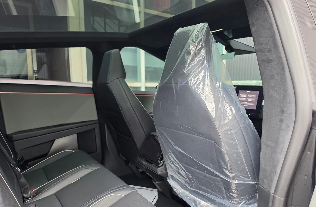 Tesla Cybertruck — фото 10