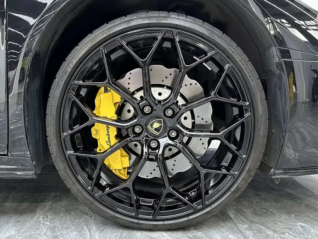 Lamborghini Huracan — фото 8