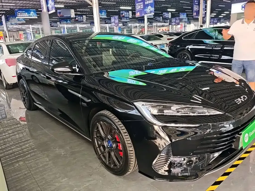 BYD Seal — фото 9
