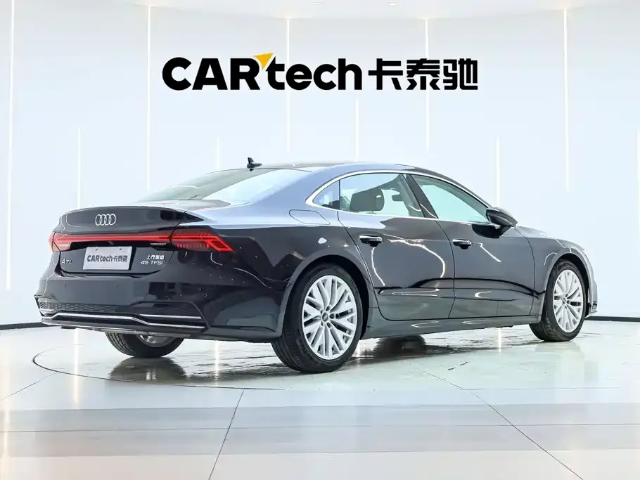 Audi A7L — фото 10