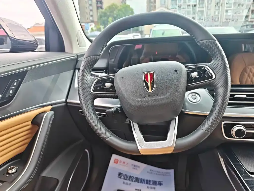 Hongqi HS5 — фото 5