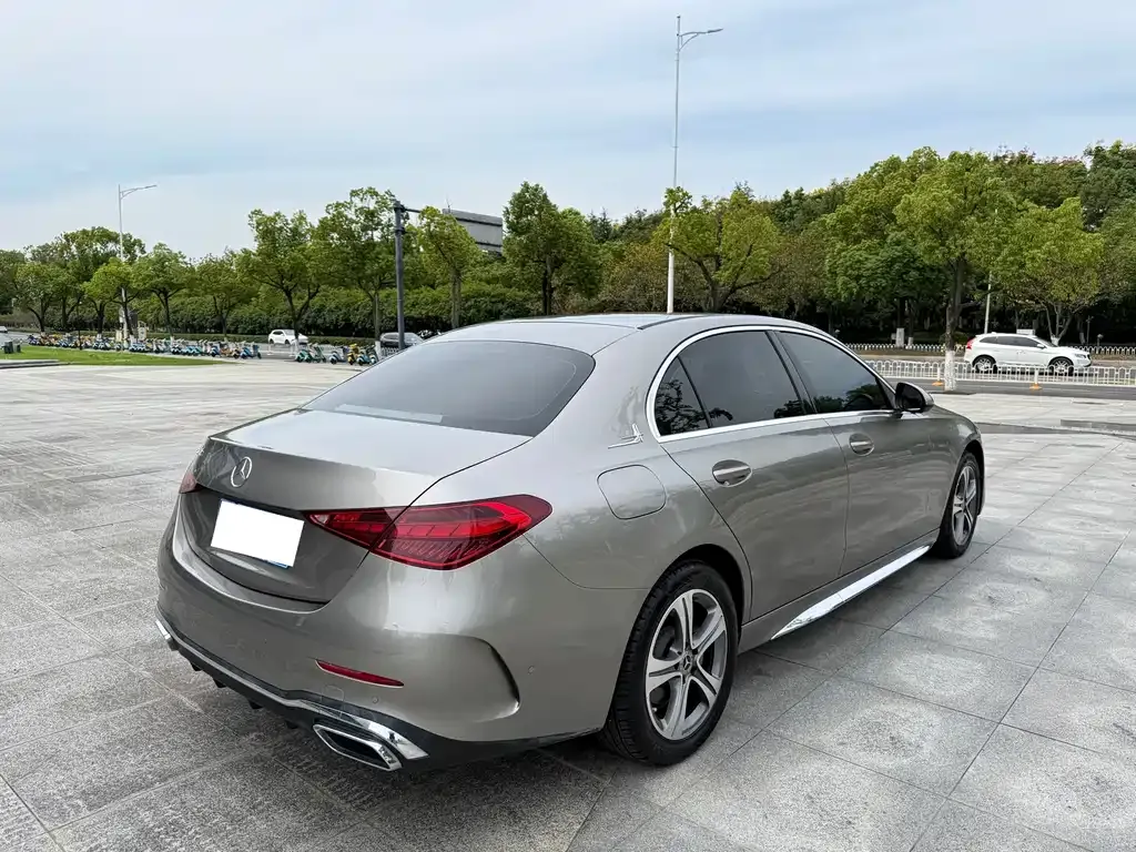 Mercedes-Benz C-Class — фото 10