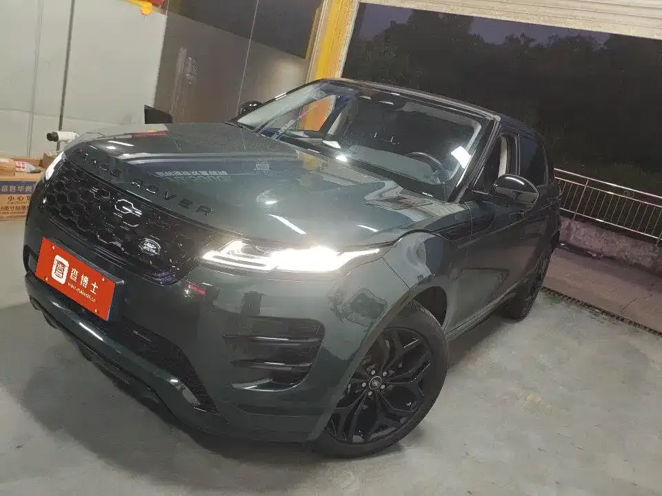 Land Rover Evoque — фото 1