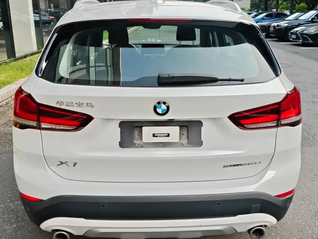 BMW X1 — фото 3