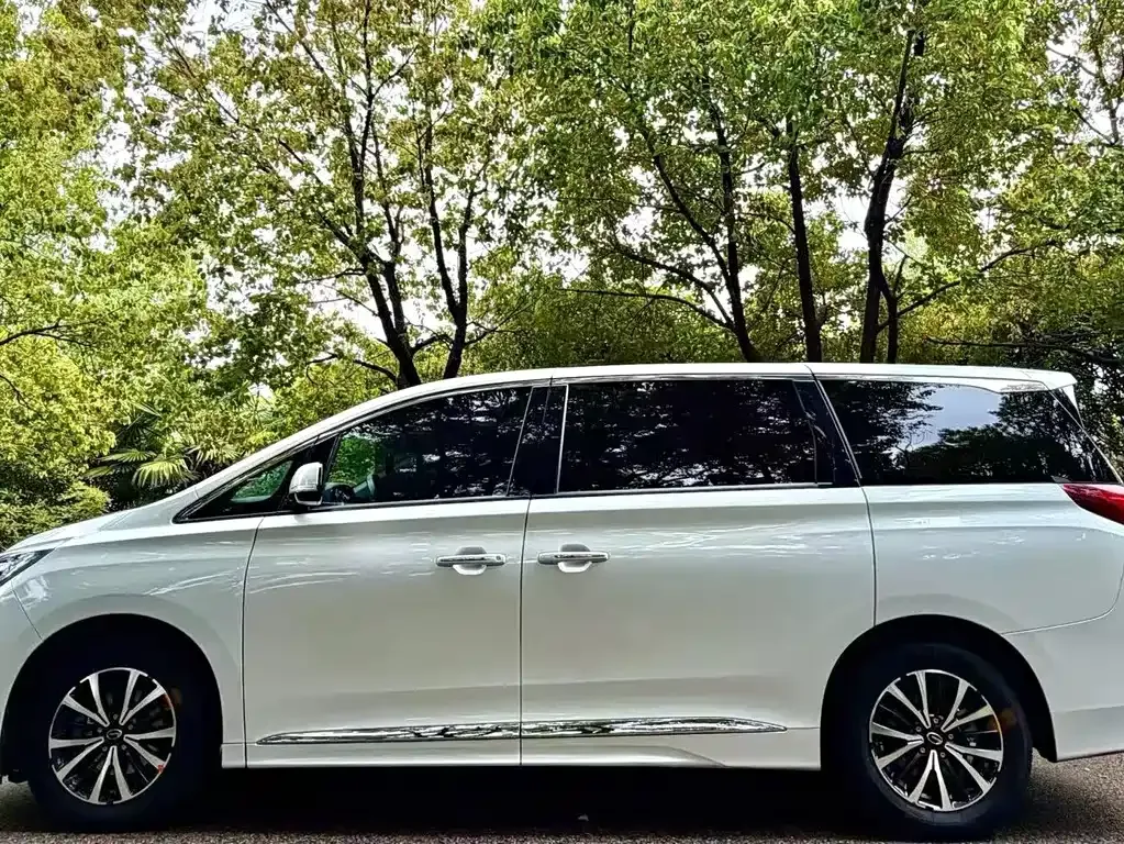 GAC Motor Trumpchi M8 — фото 8