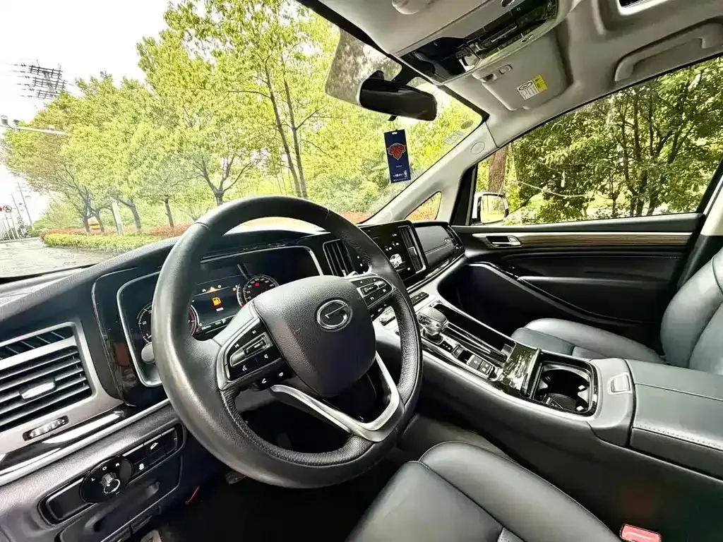 GAC Motor Trumpchi M8 — фото 9