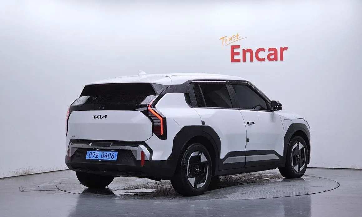 Kia EV3 — фото 3