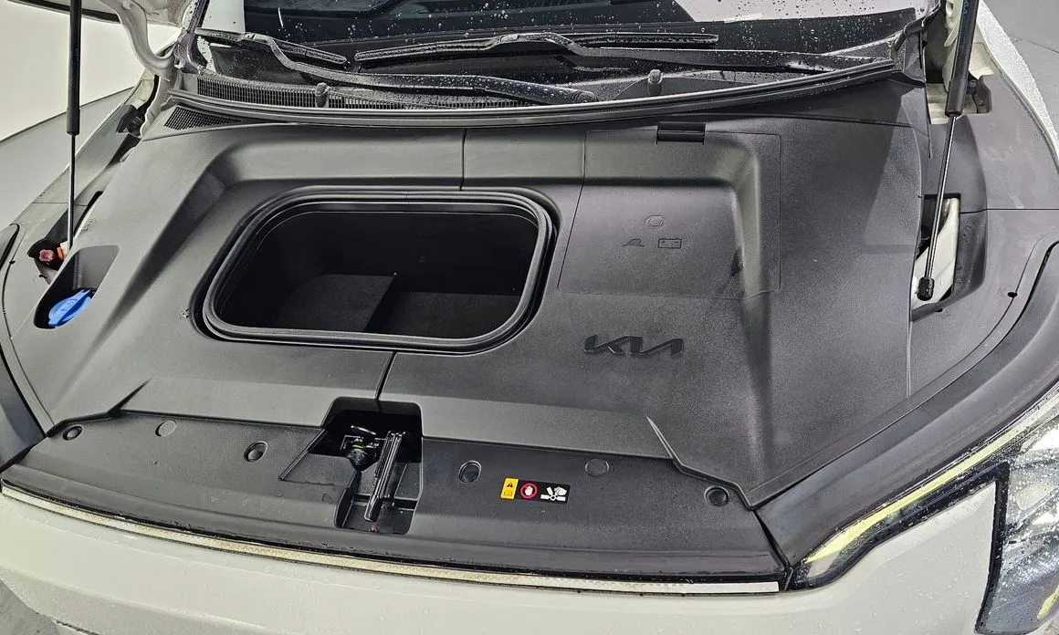 Kia EV3 — фото 8