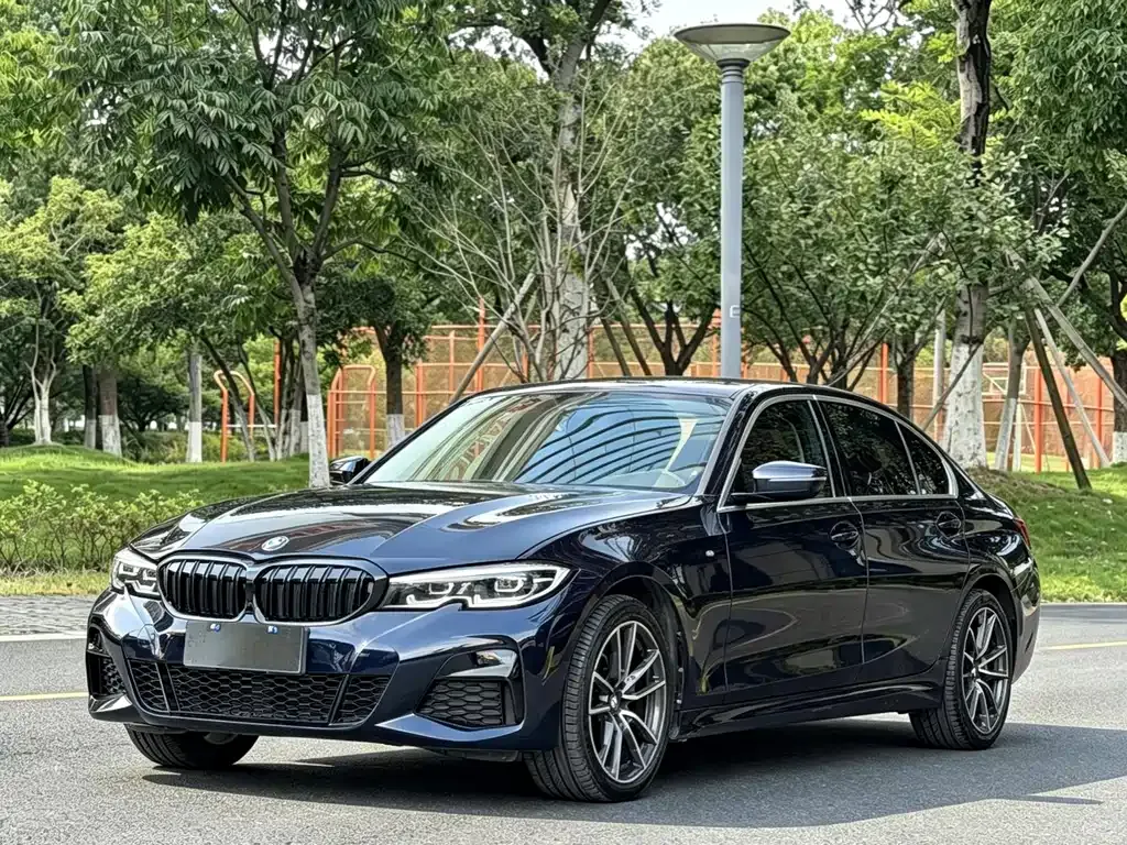 BMW 3 Series — фото 1