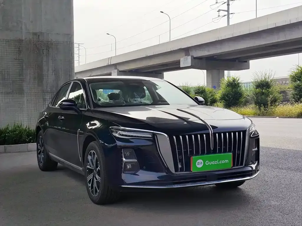 Hongqi H5 PHEV — фото 3