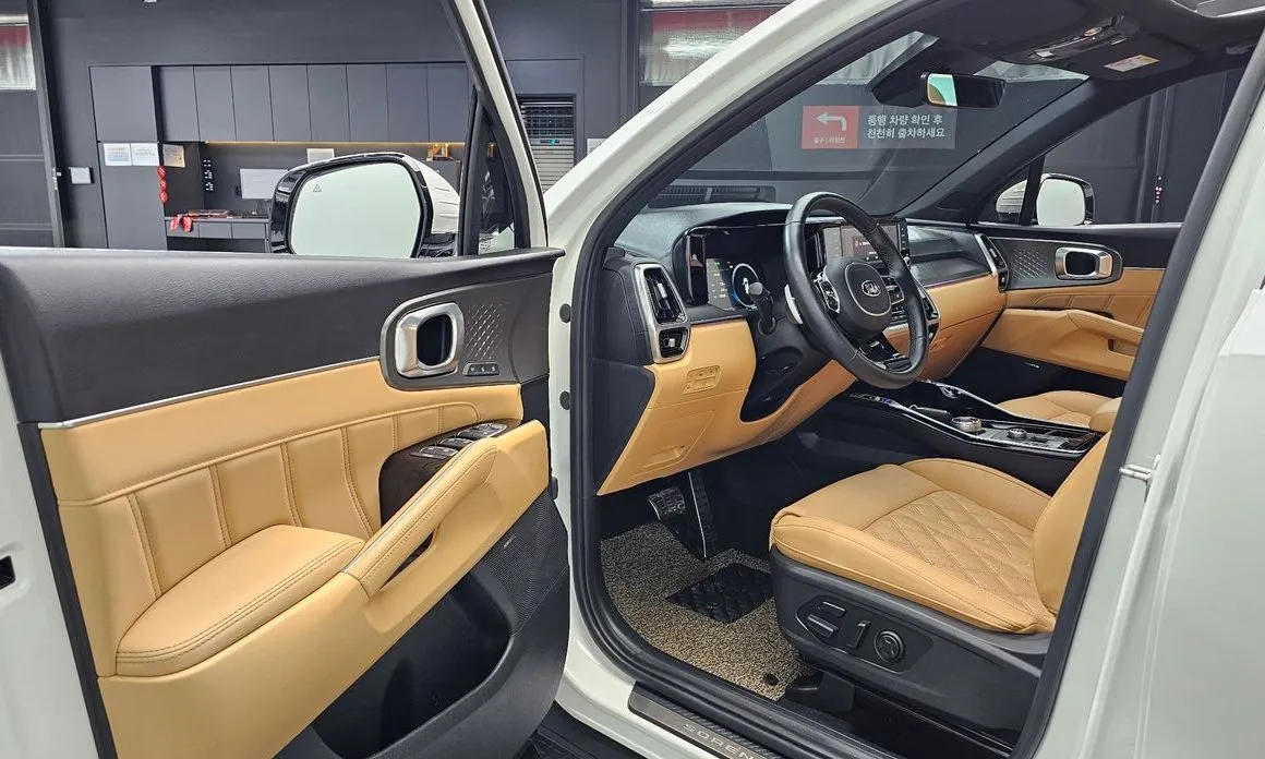 Kia Sorento — фото 5