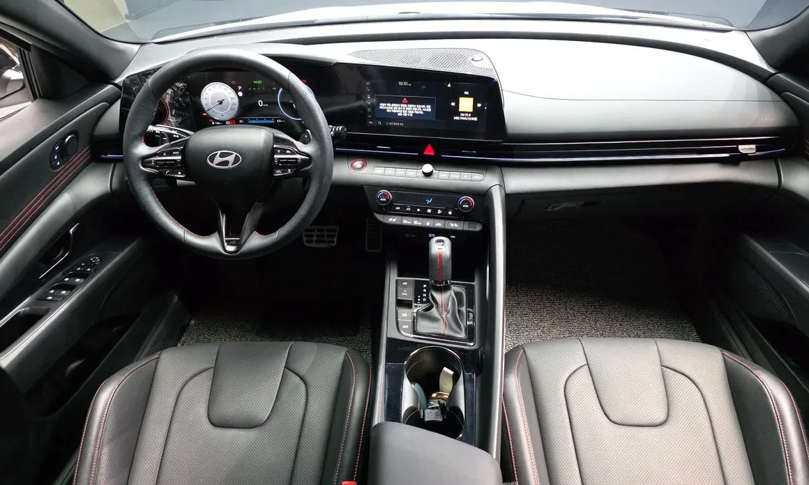 Hyundai AVANTE — фото 6