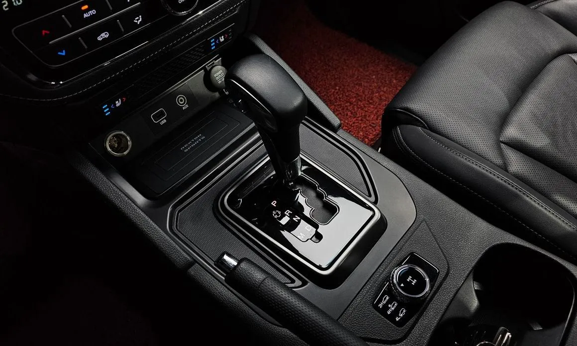 KG Mobility (Ssangyong) Rexton — фото 10