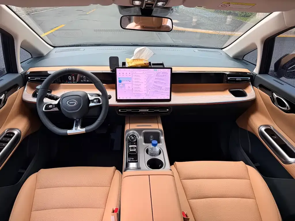 GAC Motor Trumpchi E8 — фото 2