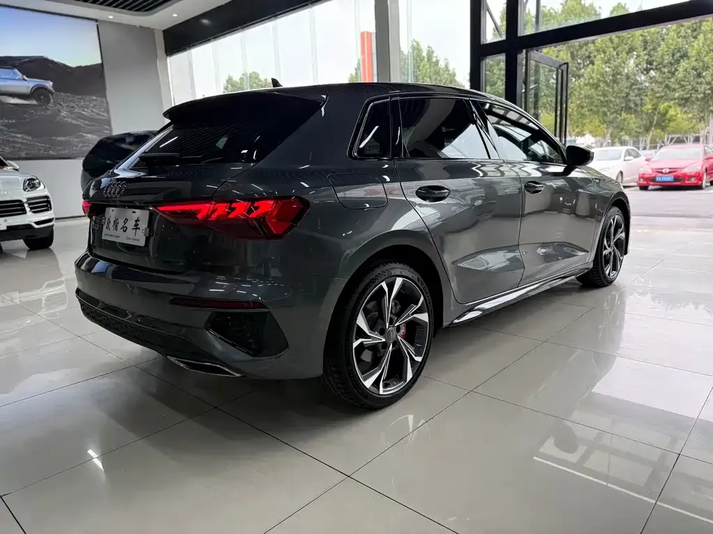 Audi A3 — фото 2